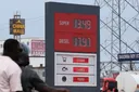 Petrol pump price don reach N1,450/litre for Abuja, N1,400 for Lagos