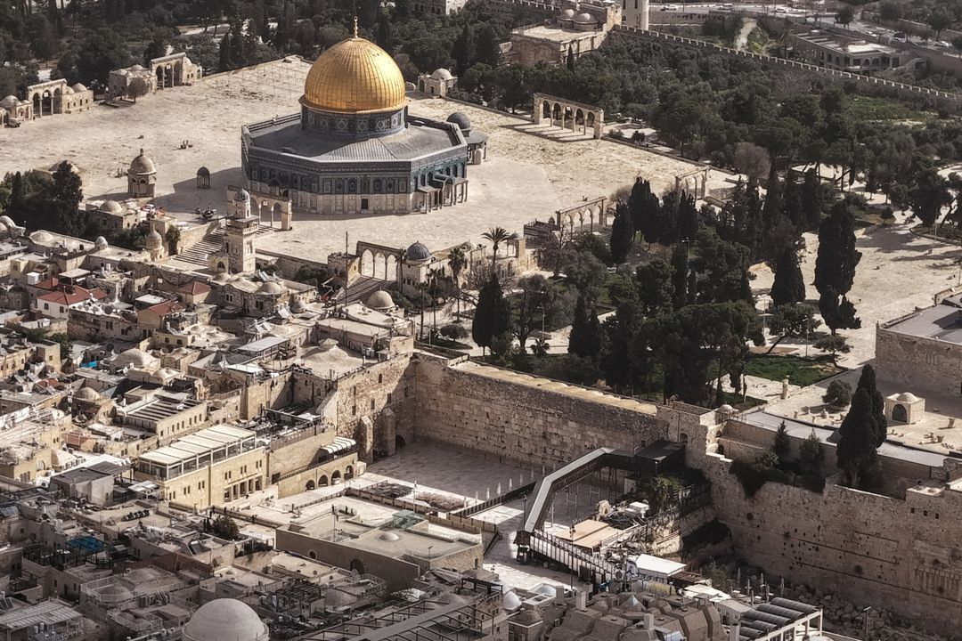 Israel briefly shuts Al-Aqsa gate for 'military drills'
