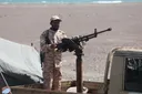 الجيش اليمني يعلن تدمير 5 مركبات للحوثيين قرب مضيق باب المندب