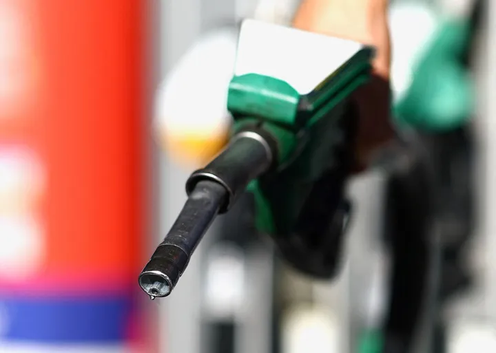 Ceny paliw w dół. Od poniedziałku obowiązuje obniżony VAT