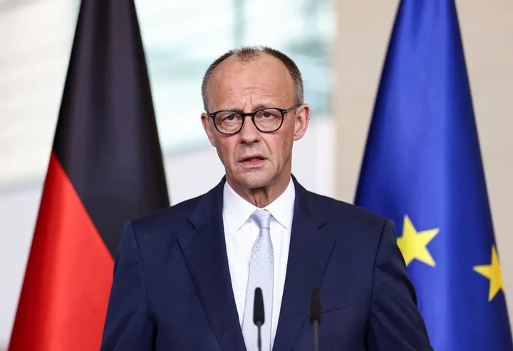 Мерц ја реконструираше владата, Нина Варкен првата жена на функцијата шеф на канцеларијата