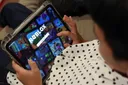 EU nimmt ChatGPT, Reddit und Roblox an kürzere Leine