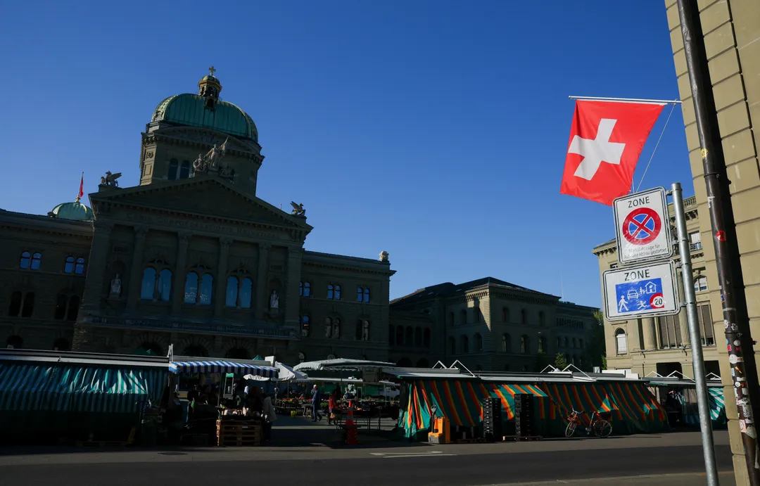 "Pas de Suisse à 10 millions !" : une votation à haut risque