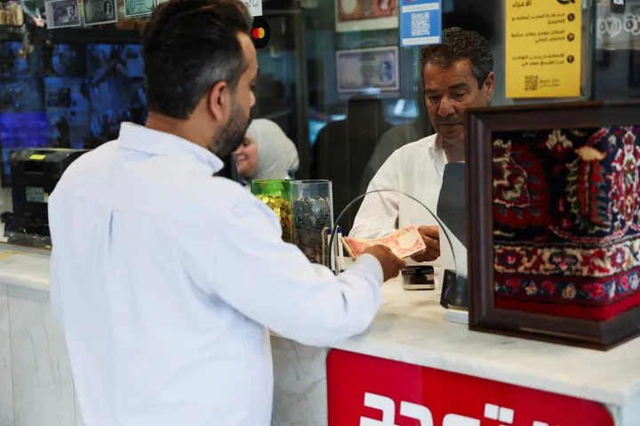 Iraq devalues its currency as US war on Iran disrupts oil shipping routes