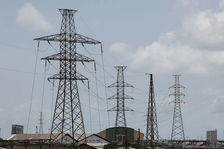 Nigeria dey target 6,000MW electricity capacity before December