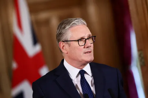 Starmer refuses to step down after Labour loses ground in English local elections