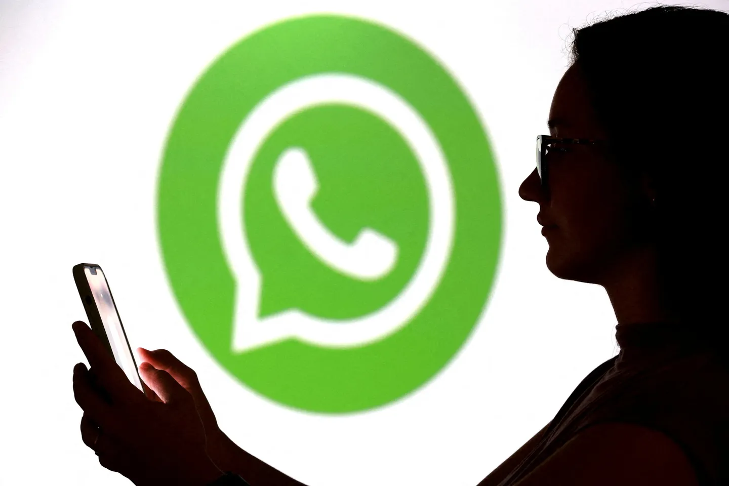 India orders WhatsApp to halt username rollout, seeks justification