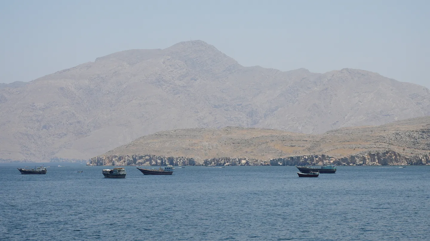 Irán afirma haber atacado bases estadounidenses en el Golfo, incluido el cuartel de Quinta Flota