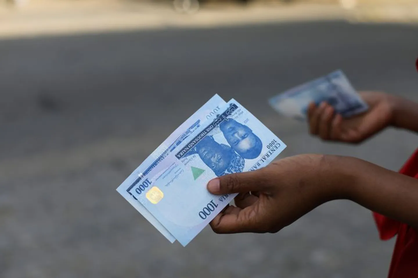 Nigeria government say dem give out N600 billion as cash transfer to poor pipo