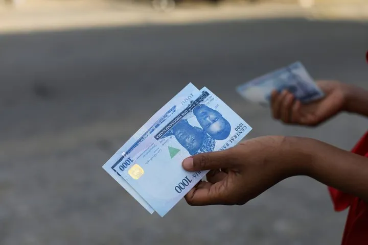 Nigeria government say dem give out N600 billion as cash transfer to poor pipo