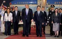 Donald Trump aterriza en China: las claves del esperado encuentro con Xi
