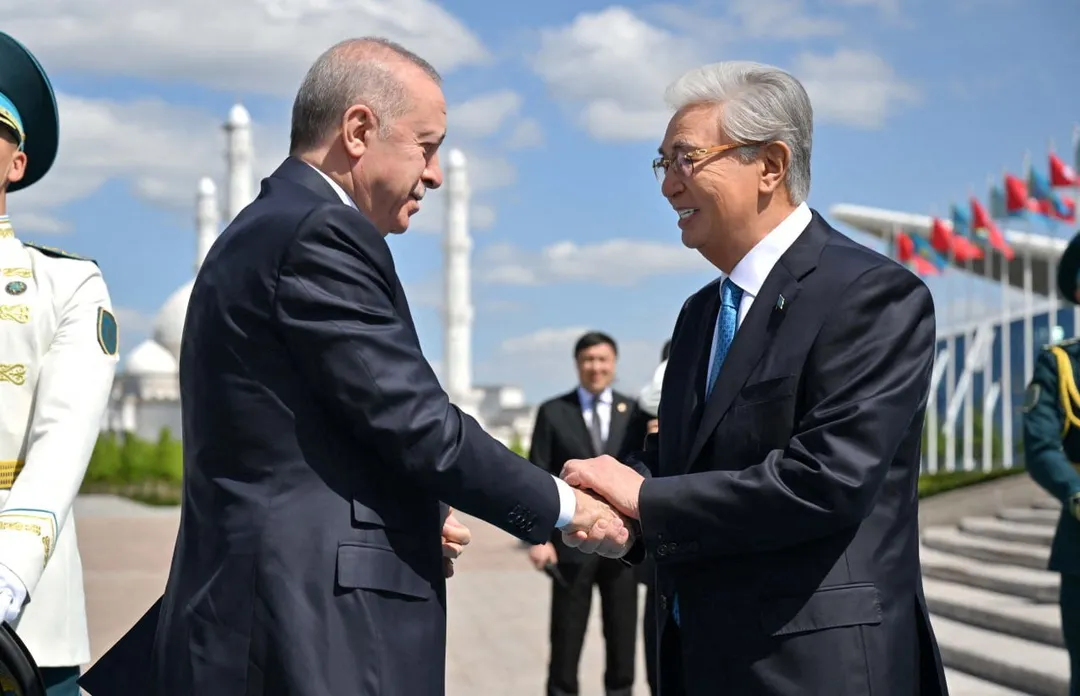 Erdoğan in Astana – Türkiye und Kasachstan unterzeichnen 13 Abkommen