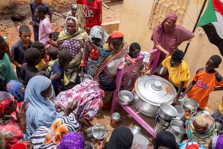 Kryqi i Kuq bën thirrje për më tepër mbështetje teksa nevojat humanitare thellohen në Sudan