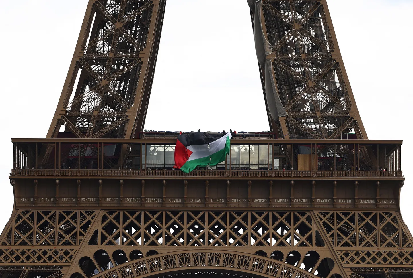 Former diplomats urge UK, France to defend Palestinian statehood