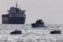 Israel traslada a 430 activistas de Flotilla Global Sumud, entre denuncias de trato “monstruoso”