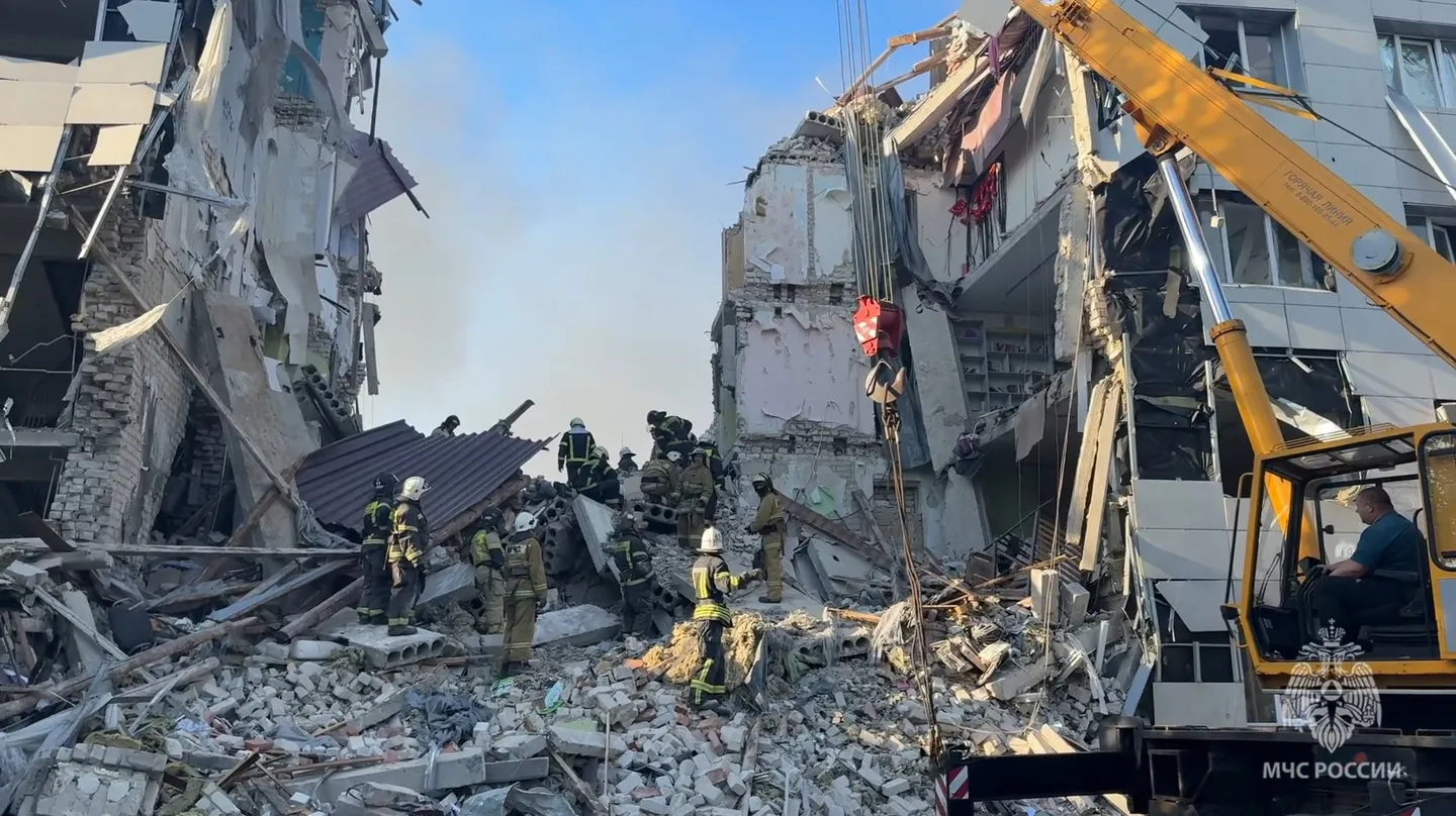 Putin accuses Ukraine of 'deliberately' bombing Luhansk dormitory