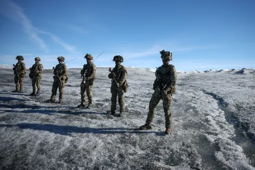 Nederland stuurt tientallen mariniers naar Groenland voor NAVO-oefening