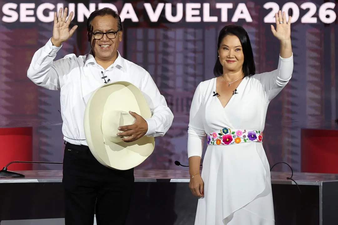 Perú vuelve a decidir su destino voto a voto en una elección marcada por la incertidumbre