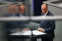 Речиси половина Германија е за предвремени избори доколку Мерц поднесе оставка
