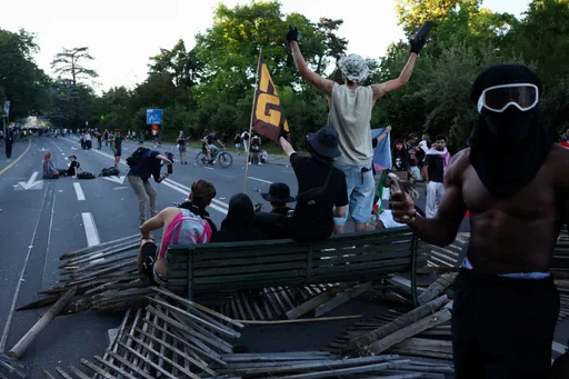 Duizenden in anti-G7 demonstratie in Genève onder strenge veiligheidsmaatregelen