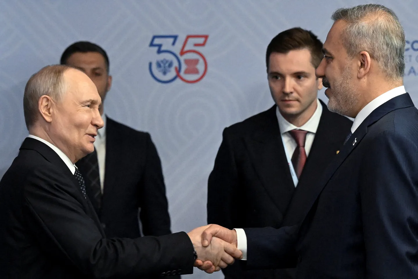 Putin empfängt türkischen Außenminister Fidan in Kasan