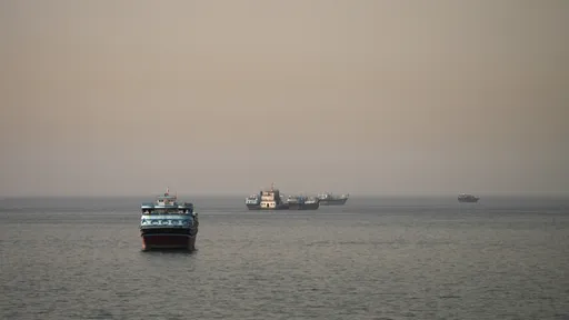 Iran: Erstes Treffen mit Oman zur Verwaltung von Straße von Hormus abgehalten