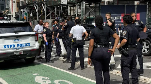 New York: une femme abattue par la police après avoir poignardé deux passants