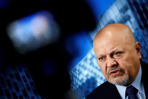 Les États membres de la Cour pénale internationale destituent le procureur en chef Karim Khan