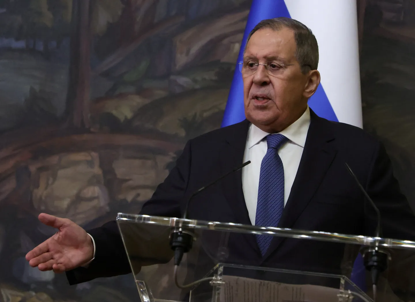 Власти США поддаются нажиму Европы — Лавров
