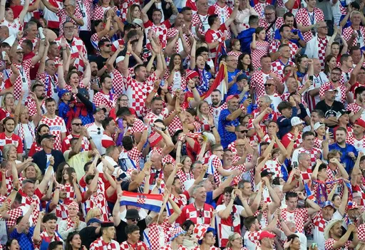 UEFA kaznila fudbalske saveze Hrvatske i Kosova zbog rasističkog ponašanja navijača