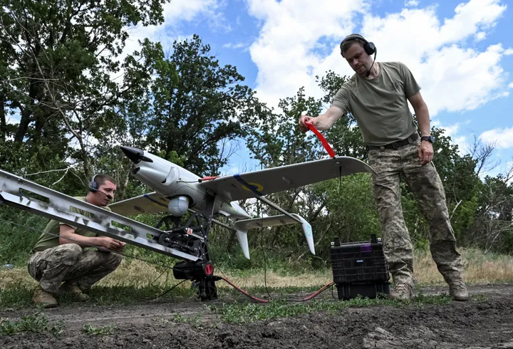 EU keert 3,9 miljard euro uit voor de aanschaf van drones door Oekraïne