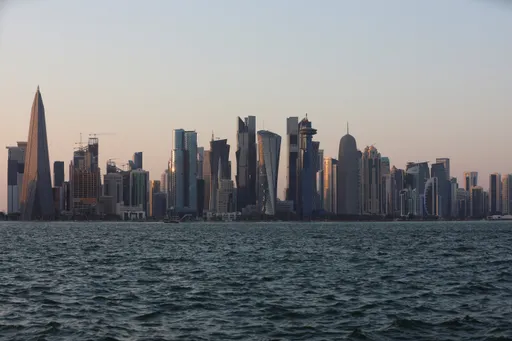 Enviados de EE.UU. llegan a Qatar mientras Irán niega negociaciones directas