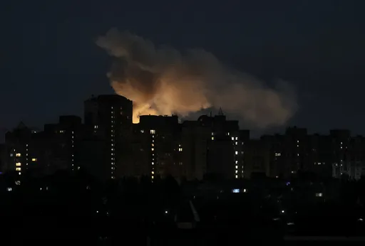 Russia, Ukraine exchange overnight strikes, one killed in Kiev
