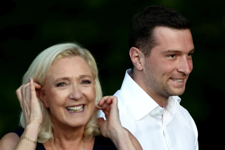 France: Marine Le Pen au secours de Bardella, accusé d'écrits antisémites