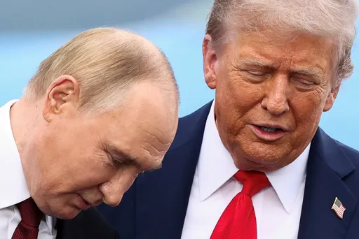 Кремљ: Путин и Трамп водат конструктивен дијалог и покрај нивните разлики