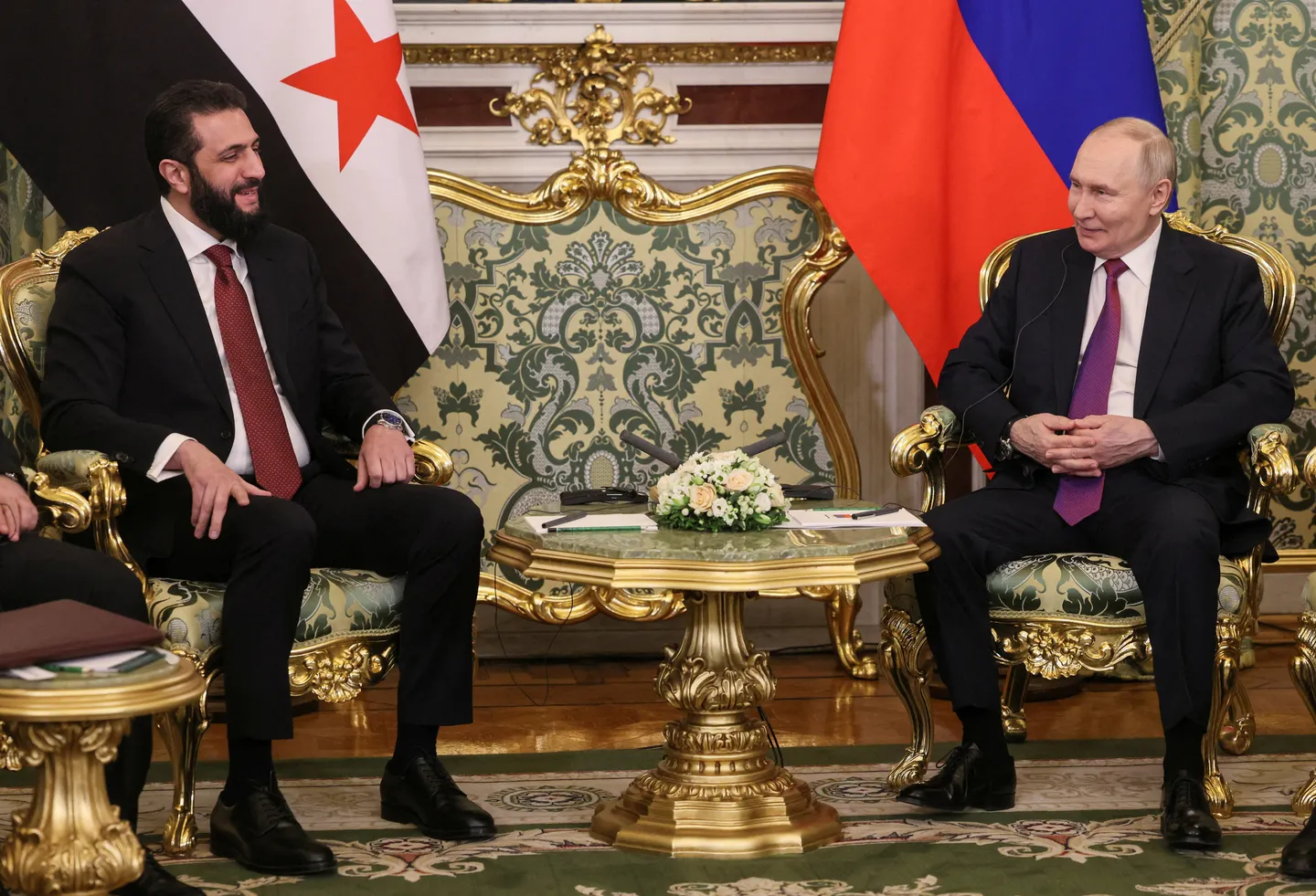 Putin, al Sharaa discuss plans to reorganise Hmeimim, Tartus military bases