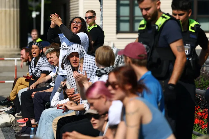 Berlin: Erneute Proteste gegen Rheinmetall-Waffenfabrik