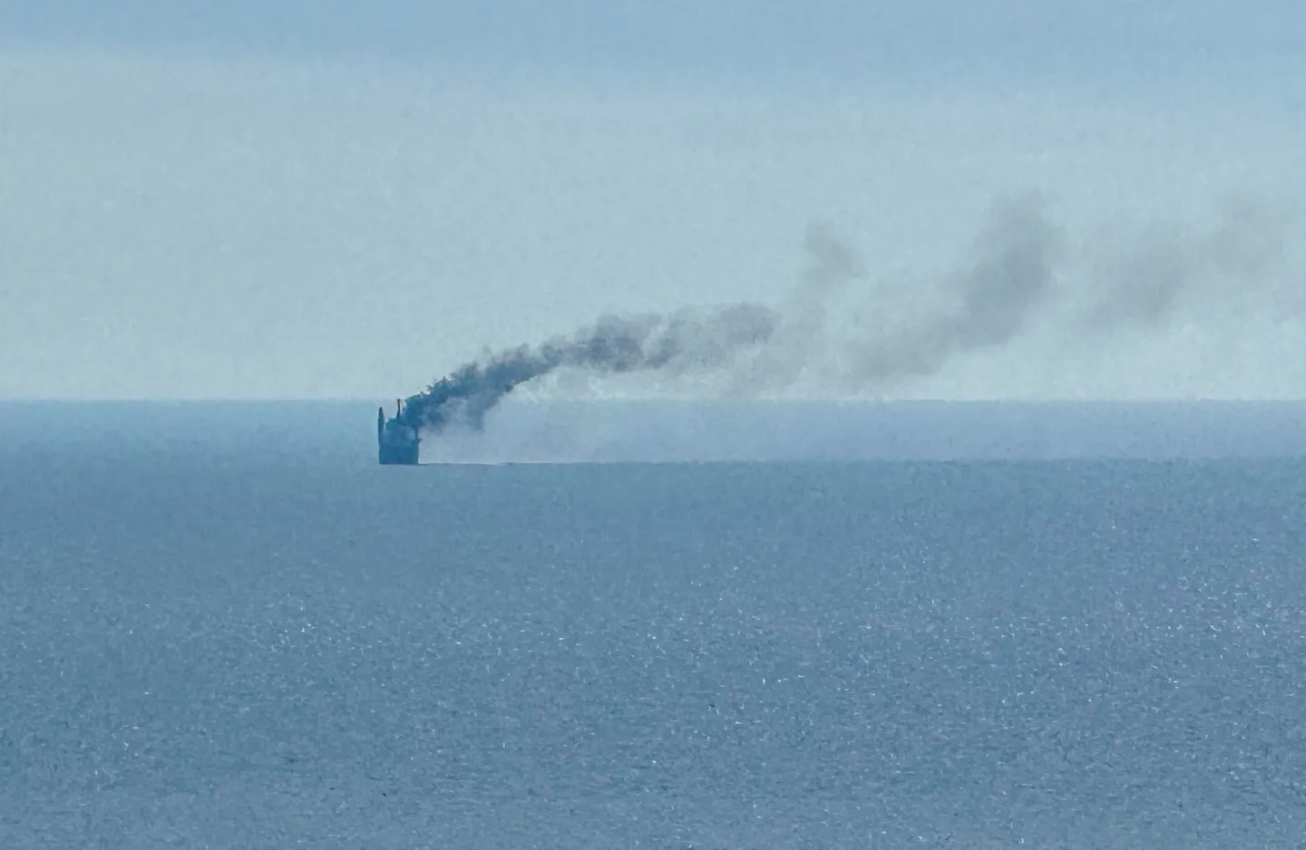 Russian strikes on merchant ships kill 3, Ukraine says
