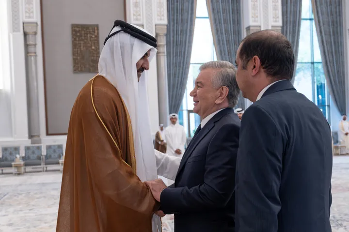 قاتار ئەمىرى ئال سانى ئۆزبېكىستان پىرېزىدېنتى مىرزىيايېف بىلەن كۆرۈشتى