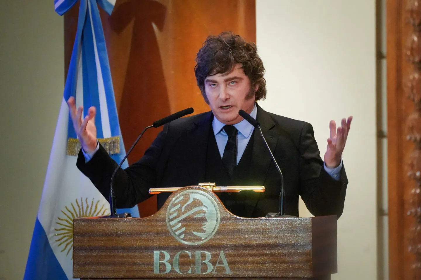 Milei seeks to expel or bar foreigners who express 'hate' against Argentina
