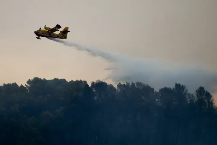 La canicule attise les incendies en France