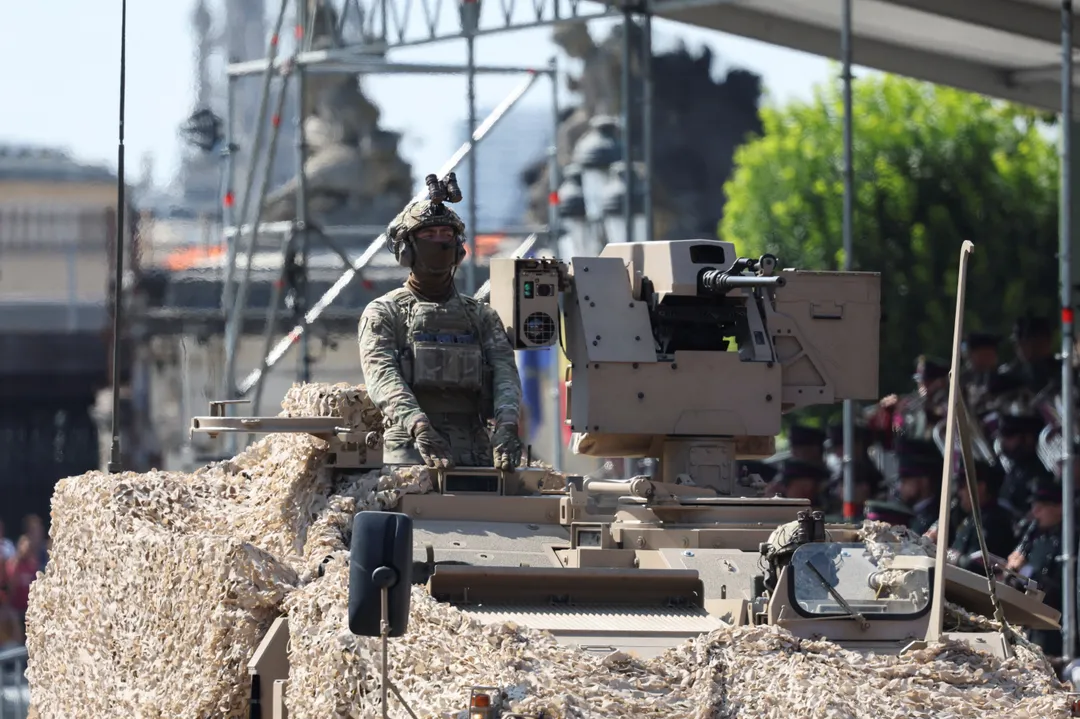 België's eerste vrijwillige militaire dienst bereikt volledige bezetting met 500 rekruten