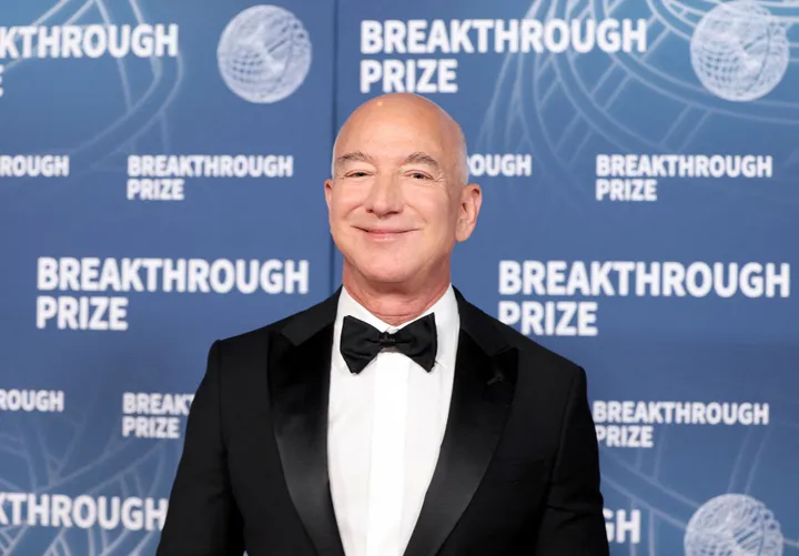 Jeff Bezos: SAD planira odlazak na Mjesec kako bi ostali tamo
