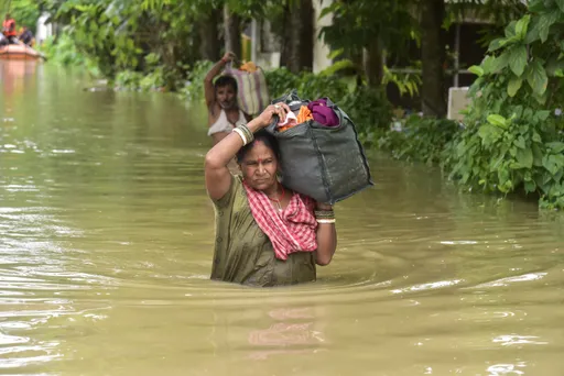 Monsoon floods devastate India, leaving 50 dead and 700,000 displaced