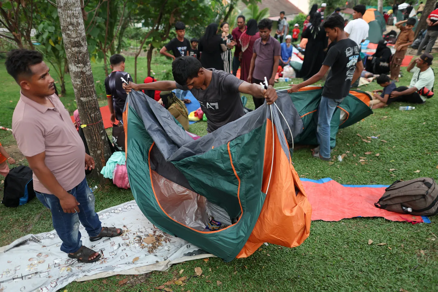 Lebih 160 pertubuhan gesa Malaysia henti hantar pulang Rohingya