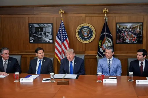 امریکايي چارواکو د ولسمشر په ځانګړي استوګنځای کمپ ډیوید کې د ایران د مسئلې په اړه غونډه وکړه