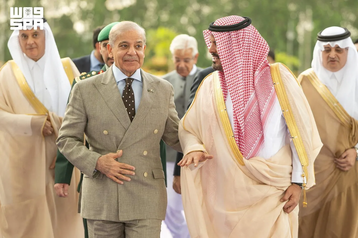 Pakistan premier begins Saudi Arabia visit for talks with Saudi, Turkish leaders
