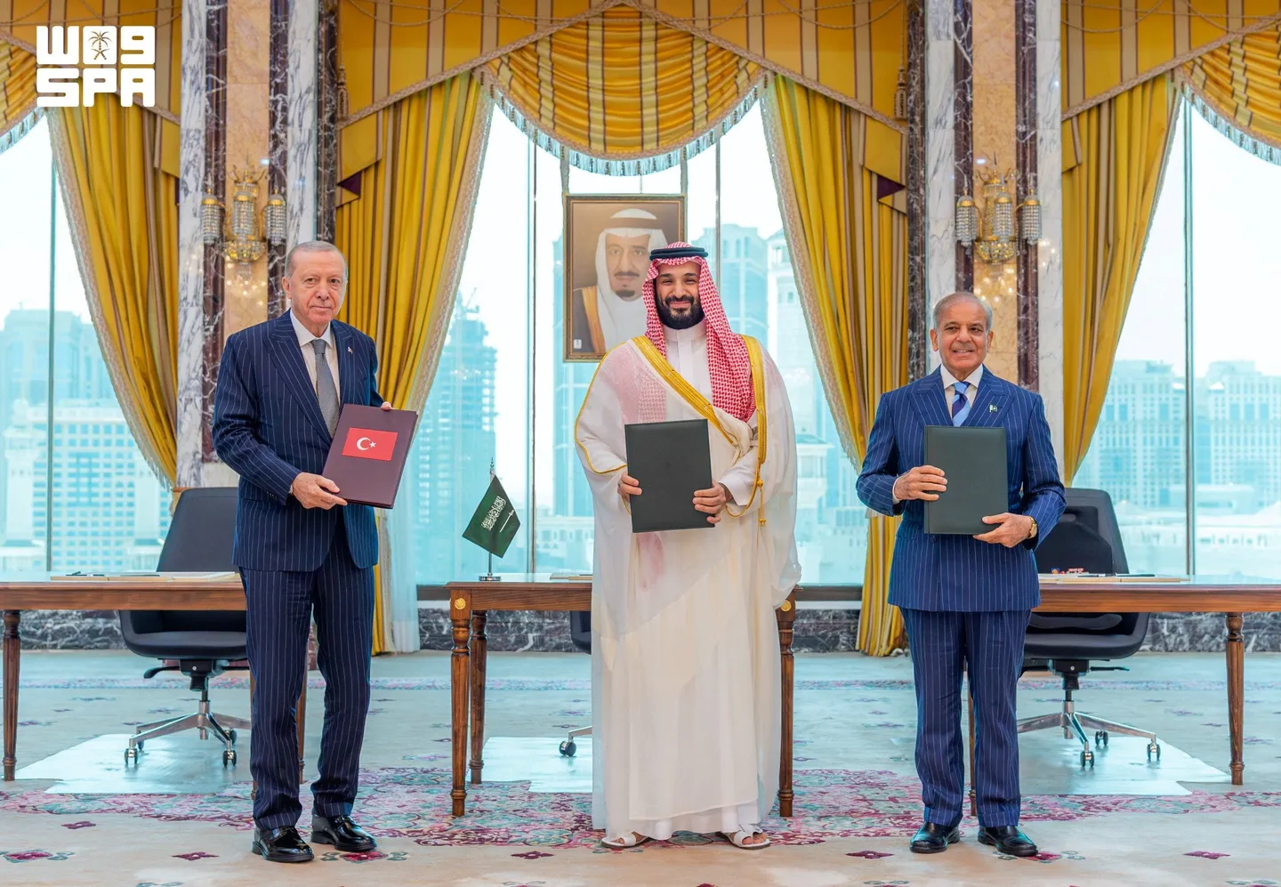 Bahrain congratulates Pakistan on trilateral defence pact with Türkiye, Saudi Arabia