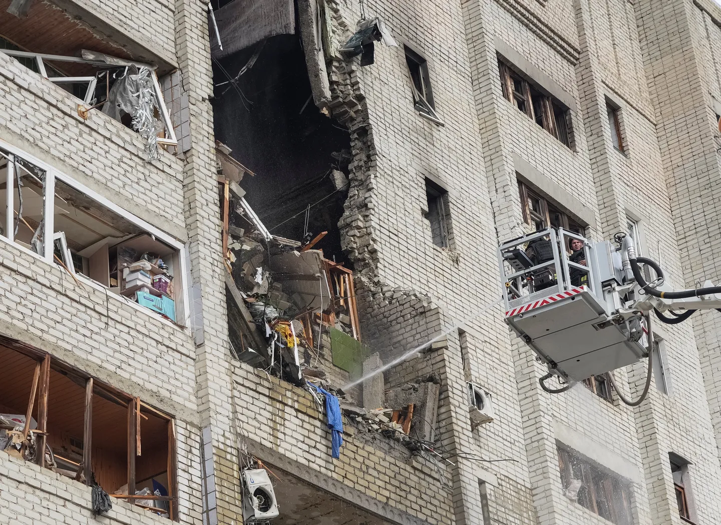 Two killed, eight injured in Russian overnight strikes on Kharkiv, Sumy: Ukraine