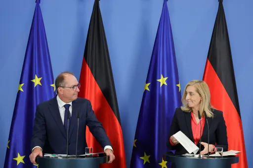 Kabinett beschließt umfassende Erweiterung der Geheimdienst-Befugnisse
